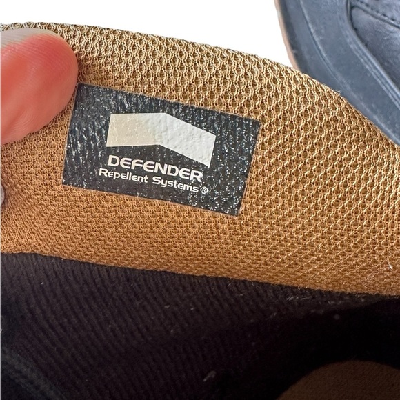 Timberland Kids Black and Tan Boots - Picture 9 of 10